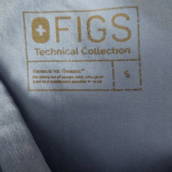 Figs Catarina One-Pocket Blue Scrub Top - Picture 2 of 8